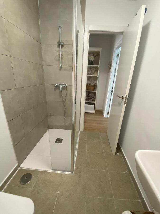Apartamento Turistico Damajuana Parking Free Espartinas Exteriör bild