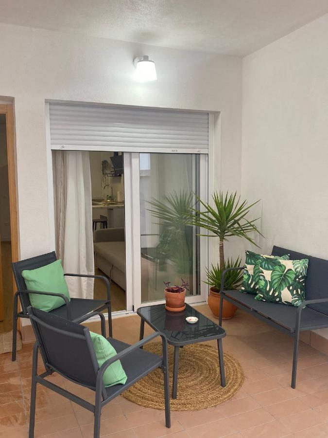 Apartamento Turistico Damajuana Parking Free Espartinas Exteriör bild